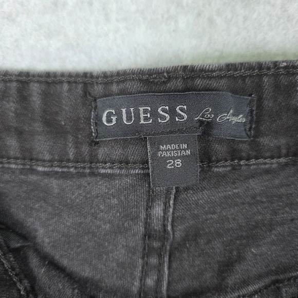Guess Los Angeles Floral Embroidered Denim Jean Shorts Women's Size 28 Black‎ - Picture 4 of 15